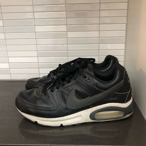 Nike Air Max Command men’s leather sneakers